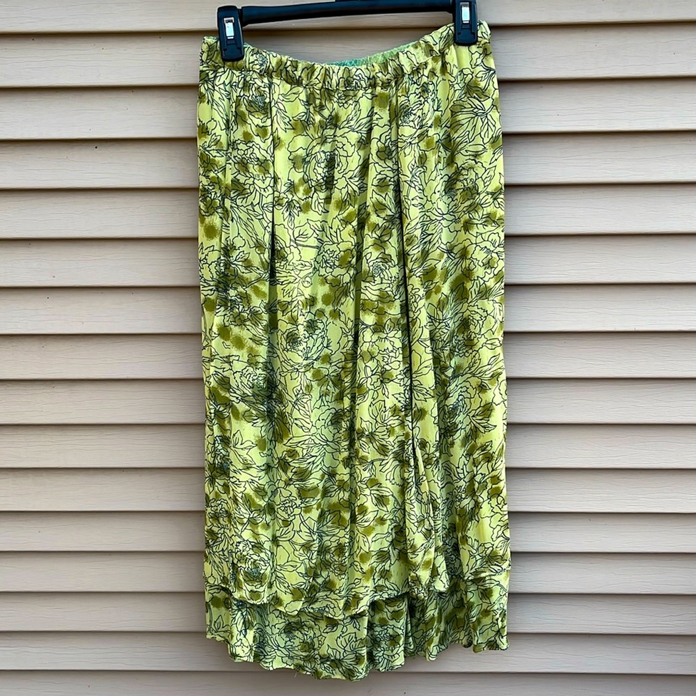 Two in one (2 in 1) reversible skirt size small petite color green